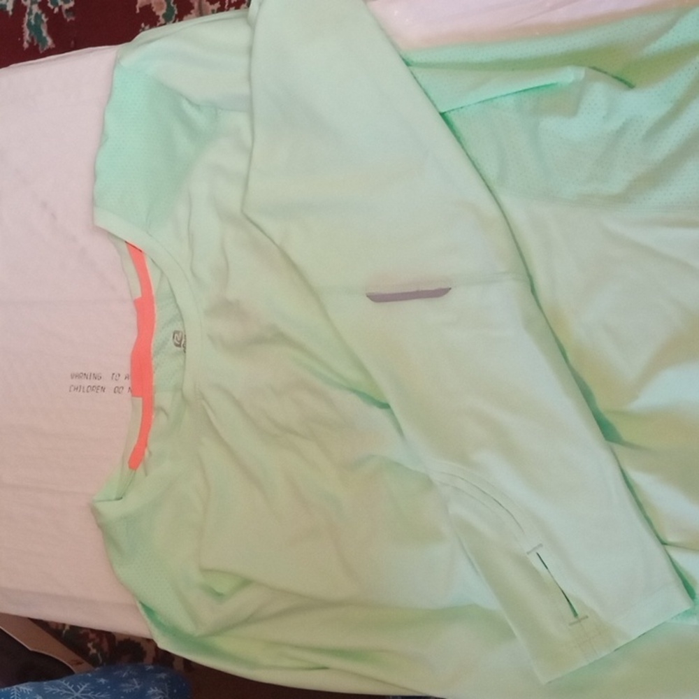 Roadrunner large women's long sleeve running shirt (Rox408)